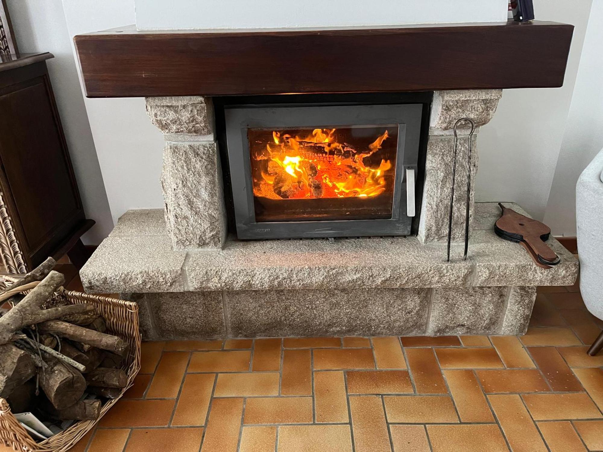 Maison Bretonne 7 Personnes Mellac Exteriör bild